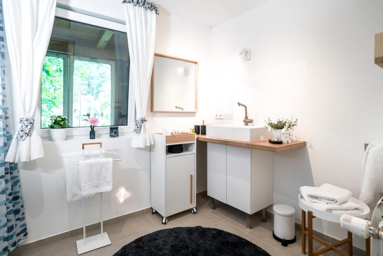 Family Hideaway Mit Baby- Und Kleinkindausstattung Apartment ฮัลล์สตัทท์ ภายนอก รูปภาพ